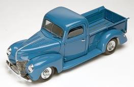 Revell 1/24 '40 Ford Custom Pickup | REV85-4928